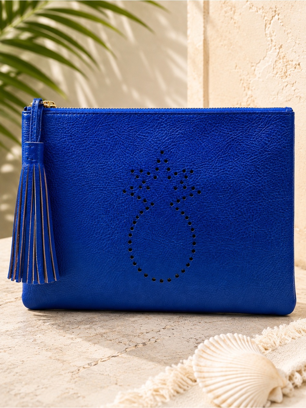 NWT Tommy Bahama Cobalt Blue Leather Pineapple Clutch Wristlet